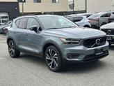 Photo of 2022 Thunder Gray Metallic Volvo XC40