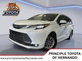 Photo of 2022 Wind Chill Pearl Toyota Sienna
