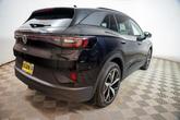 Thumbnail of 2025 Deep Black Pearl Effect Volkswagen ID.4