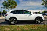 Thumbnail of 2023 Opal White Pearl Effect Volkswagen Atlas