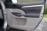 Thumbnail of 2017 Silver Toyota Highlander