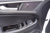 Thumbnail of 2020 White Ford Edge