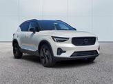 Thumbnail of 2026 Crystal White Volvo XC40