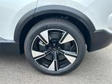 Thumbnail of 2025 Snow Metallic Polestar 3