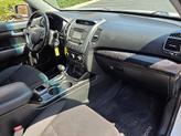 Thumbnail of 2014 Snow White Pearl Kia Sorento
