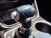 Thumbnail of 2014 Snow White Pearl Kia Sorento