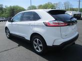 Thumbnail of 2022 Oxford White Ford Edge