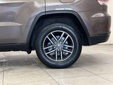 Thumbnail of 2019 Walnut Brown Metallic Clearcoat Jeep Grand Cherokee