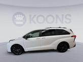 Thumbnail of 2022 White Toyota Sienna