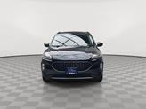Thumbnail of 2022 Agate Black Metallic Ford Escape