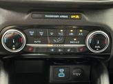Thumbnail of 2022 Agate Black Metallic Ford Escape
