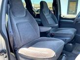 Thumbnail of 2000 Bright Silver Metallic Clearcoat Chrysler Voyager