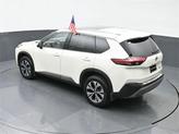 Thumbnail of 2021 Pearl White Tricoat Nissan Rogue