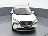 Thumbnail of 2021 Pearl White Tricoat Nissan Rogue