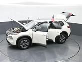 Thumbnail of 2021 Pearl White Tricoat Nissan Rogue