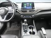 Thumbnail of 2022 Pearl White Tricoat Nissan Altima