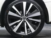 Thumbnail of 2022 Pearl White Tricoat Nissan Altima