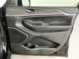 Thumbnail of 2024 Diamond Black Crystal Pearlcoat Jeep Grand Cherokee 4xe