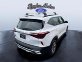 Thumbnail of 2022 Snow White Pearl Kia Seltos