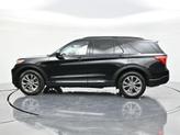 Thumbnail of 2022 Agate Black Metallic Ford Explorer