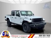 Photo of 2025 Bright White Clearcoat Jeep Gladiator