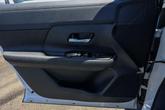 Thumbnail of 2025 2t Wht Blk Roof Nissan Kicks