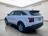 Thumbnail of 2022 Glacial White Pearl Kia Sorento