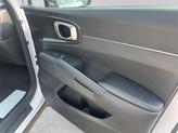 Thumbnail of 2022 Glacial White Pearl Kia Sorento