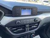 Thumbnail of 2022 Oxford White Ford Escape