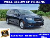 Photo of 2025 Fathom Blue Pearlcoat Chrysler Pacifica