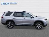 Thumbnail of 2025 Lunar Silver Metallic Honda Pilot