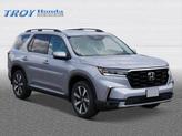 Thumbnail of 2025 Lunar Silver Metallic Honda Pilot