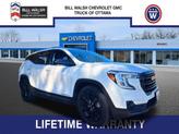 Photo of 2022 Summit White GMC Terrain
