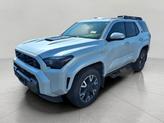 Photo of 2025 WIND CHILL PEARL Toyota 4Runner