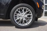 Thumbnail of 2023 Diamond Black Crystal Pearlcoat Jeep Grand Cherokee