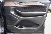 Thumbnail of 2023 Diamond Black Crystal Pearlcoat Jeep Grand Cherokee
