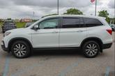 Thumbnail of 2021 Platinum White Pearl Honda Pilot