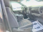 Thumbnail of 2023 Onyx Black GMC Sierra 2500