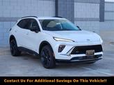 Thumbnail of 2025 White Frost Tri-Coat Buick Envision