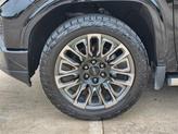 Thumbnail of 2024 Onyx Black GMC Sierra 1500