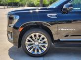 Thumbnail of 2023 Onyx Black GMC Yukon