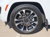 Thumbnail of 2021 Bright White Clearcoat Jeep Grand Cherokee L