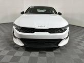 Thumbnail of 2022 Glacial White Pearl Kia K5