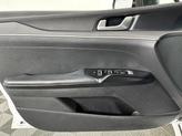 Thumbnail of 2022 Glacial White Pearl Kia K5