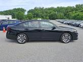 Thumbnail of 2025 Crystal Black Silica Subaru Legacy