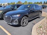 Photo of 2023 Mythos Black Metallic Audi Q5