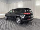 Thumbnail of 2022 Diamond Black Crystal Pearlcoat Jeep Grand Cherokee L