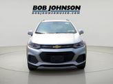 Thumbnail of 2022 Silver Ice Metallic Chevrolet Trax