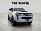 Photo of 2017 Super White Toyota 4Runner