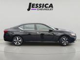 Thumbnail of 2022 Super Black Clearcoat Nissan Altima
